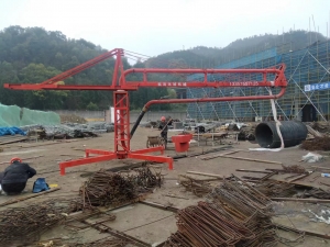 臨海混凝土輸送機（布料機）